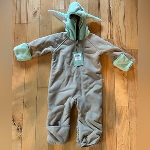 NWT Columbia x Star Wars Baby Yoda Onesie